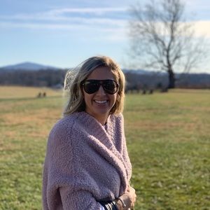 Meet your Posher, Amanda